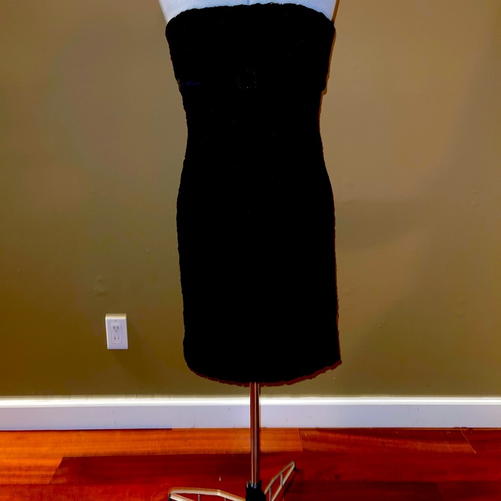 Carmen Marc Valvo dress